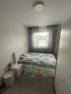 1.OG Kinderzimmer Büro