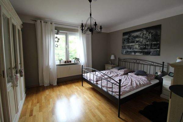 Zimmer 2 (möbliert)