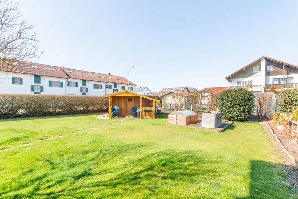 Weitläufiger Garten