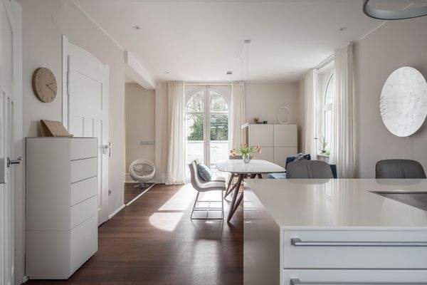 Küche und Esszimmer