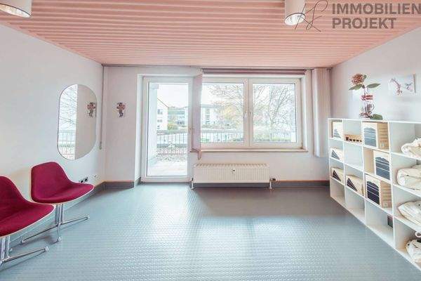 Esszimmer aktuelle Möblierung 