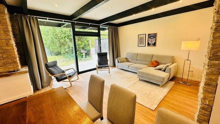 WhatsApp Image 2025-04-15 at 09.08.45 (2)