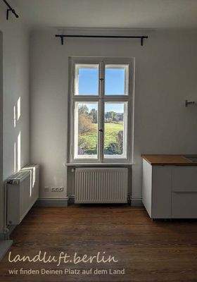 Wohnküche, Blick in den Garten.jpg