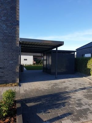 Carport mit Geräteraum