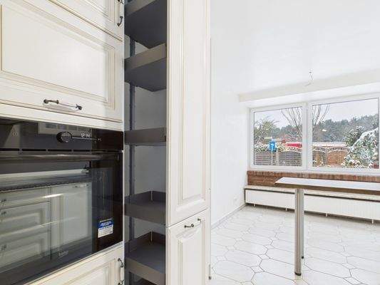 Küche Apothekerschrank