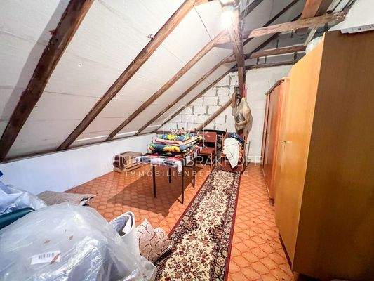 Dachboden - nicht ausgebaut