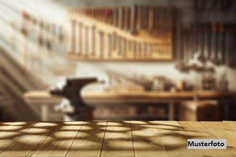 Vinningen Halle, Vinningen Hallenfläche