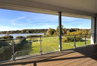 Dachterrasse mit Seeblick