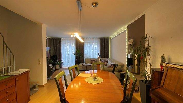 Wohn- und Essbereich