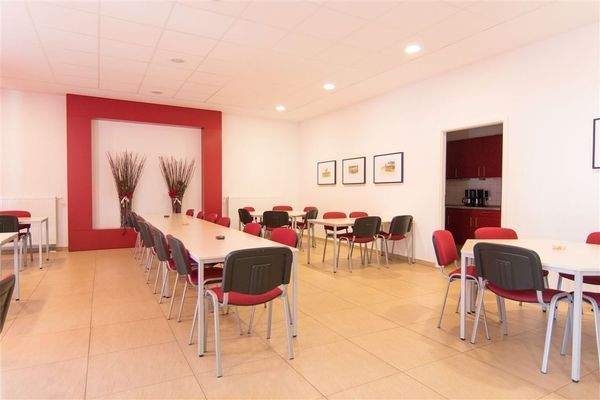 Gemeinschftsräume Versammlungsraum mit Küche