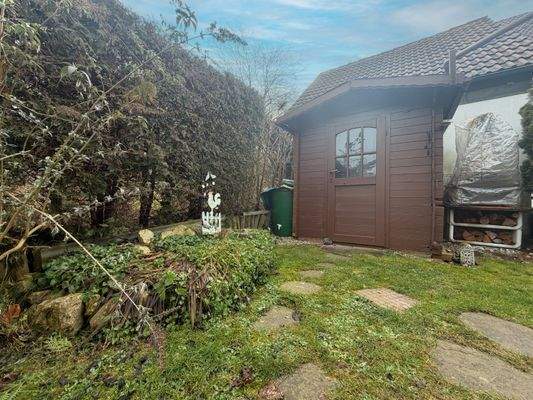 Außen_Gartenhäuschen .jpg