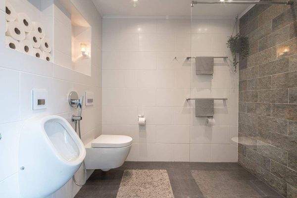 OG Bad mit Dusche.jpeg