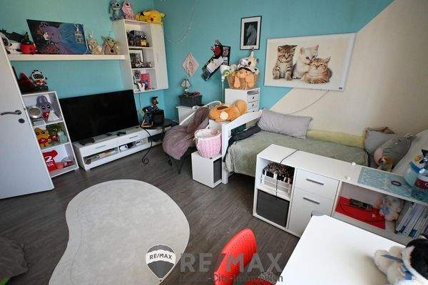 13. Einfamilienhaus 2000 Stockerau