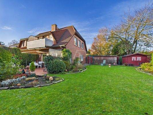 Blick aus dem Garten