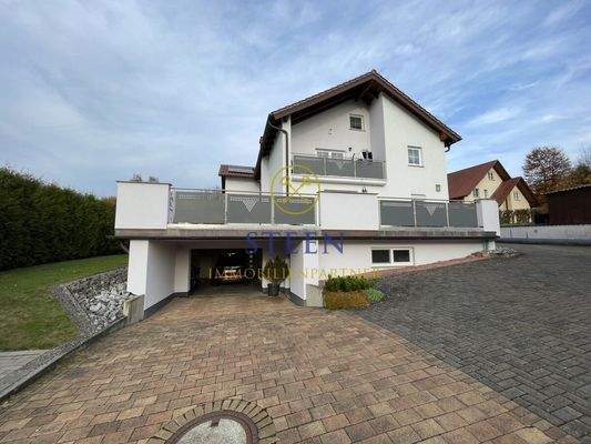 Anwesen & Tiefgarage