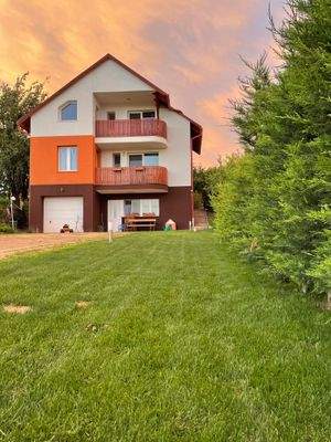 Photo 2022. 06. 13. 20 48 51.jpg