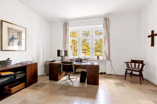 Arbeitszimmer - Hochparterre