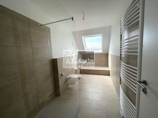 Badezimmer, mit Waschmaschinenanschluss