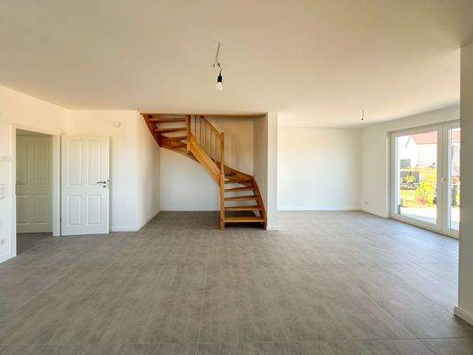 Offener Wohn- und Essbereich