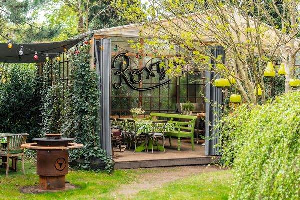 Gartenküche im "Roxy"-Pavillon