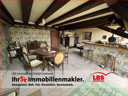 Wohnzimmer 1.DG