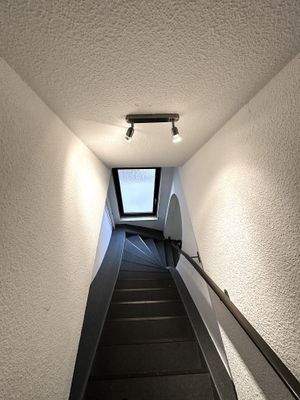Treppenaufgang Wohnung 2.jpeg