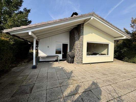 Haus von der Terrasse