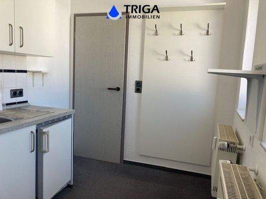 Mitarbeiter-Aufenthaltsraum mit EBK