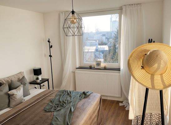 Schlafzimmer- (KI optimiert)