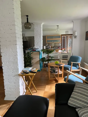 7133f401-212f-4848-afdd-53e403ec6d2e-1941527053