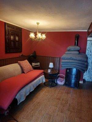 Erdgeschoss mit gemütlichem Holz Ofen