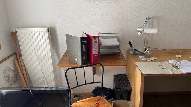 46 Zimmer 6 als Büro