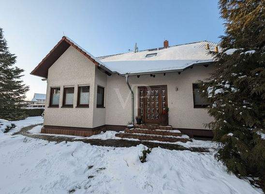 Ansicht Osten mit Winterimpression