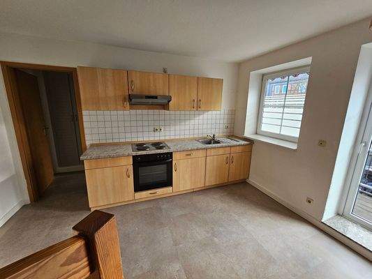 Küche mit EBK im OG