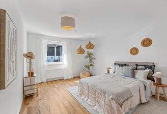 Schlafzimmer Eltern