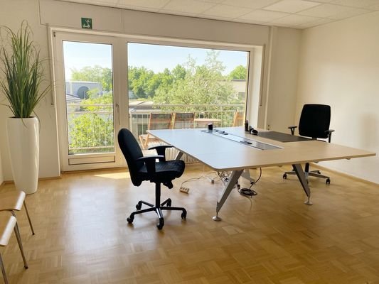 Büro mit Balkon