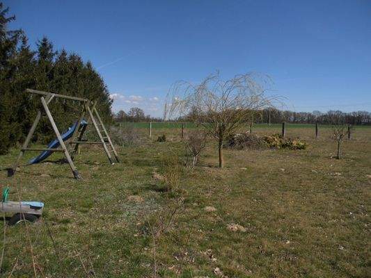 Rückseiten mit Spielplatz