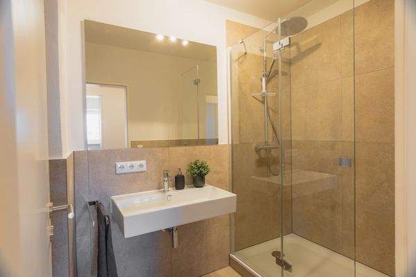 Badezimmer Ansicht 2