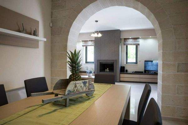 Stone Villa For Sale - Almirida A2 38.jpg