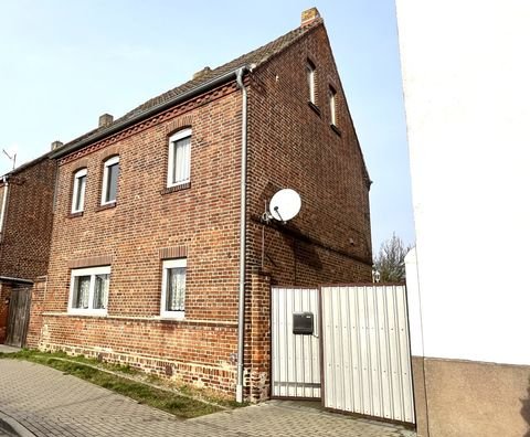 Bitterfeld-Wolfen / Bobbau Häuser, Bitterfeld-Wolfen / Bobbau Haus kaufen