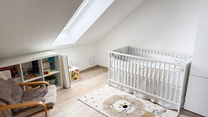 Kinderzimmer/Gästezimmer/Büro