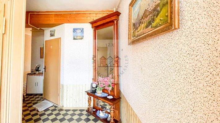 Flur Erdgeschoss III