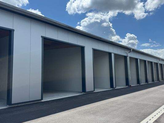 Hallenpark Juli 2025