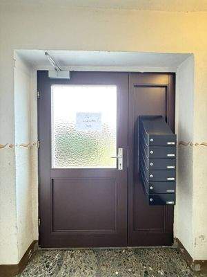 Hauseingangstür Eingang 10a