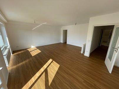 Vilsbiburg, sehr schöne 3-Zimmer Wohnung zu vermieten, Erstbezug nach Generalsanierung