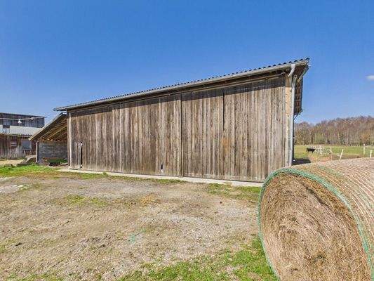 Schuppen & Stallungen