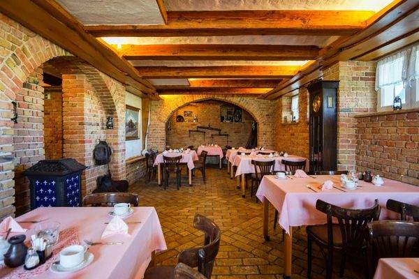 Früchstücksraum Ansicht Richtung Ausgang