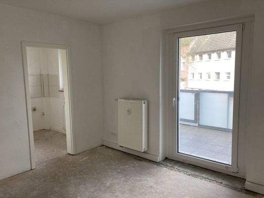 Essbereich mit Zugang Balkon