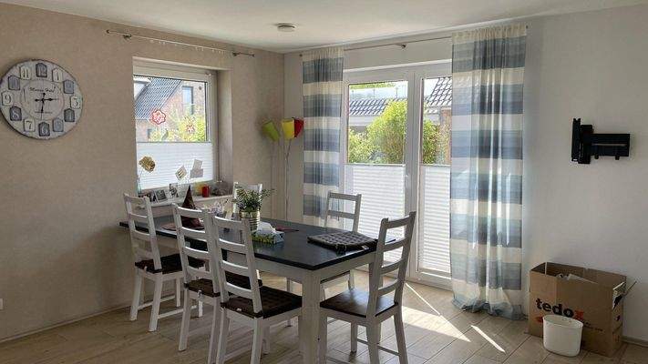 Offener Wohn-/Essbereich