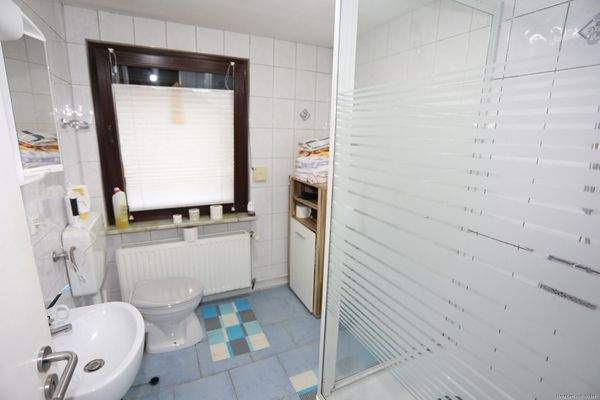 Haus 2 Duschbad DG